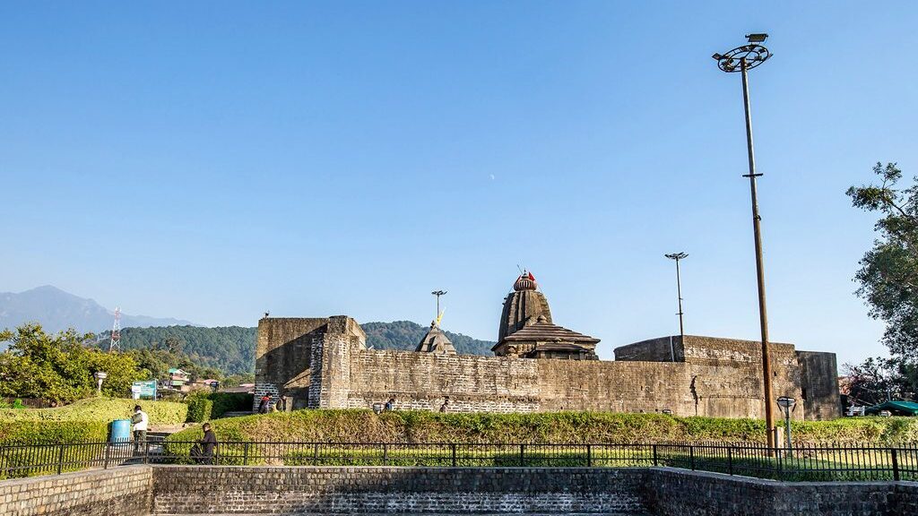 baijnath shiv temple