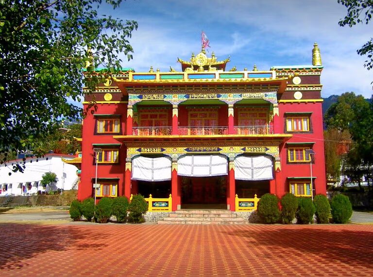 chokling monastery in Bir