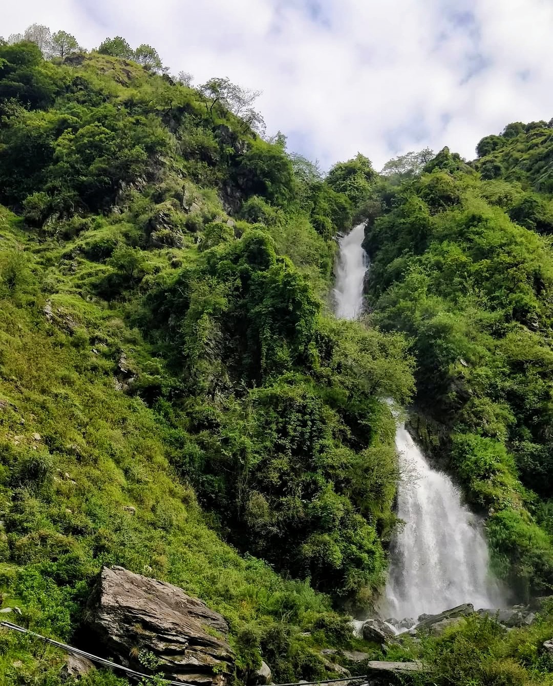 Gunhar waterfall